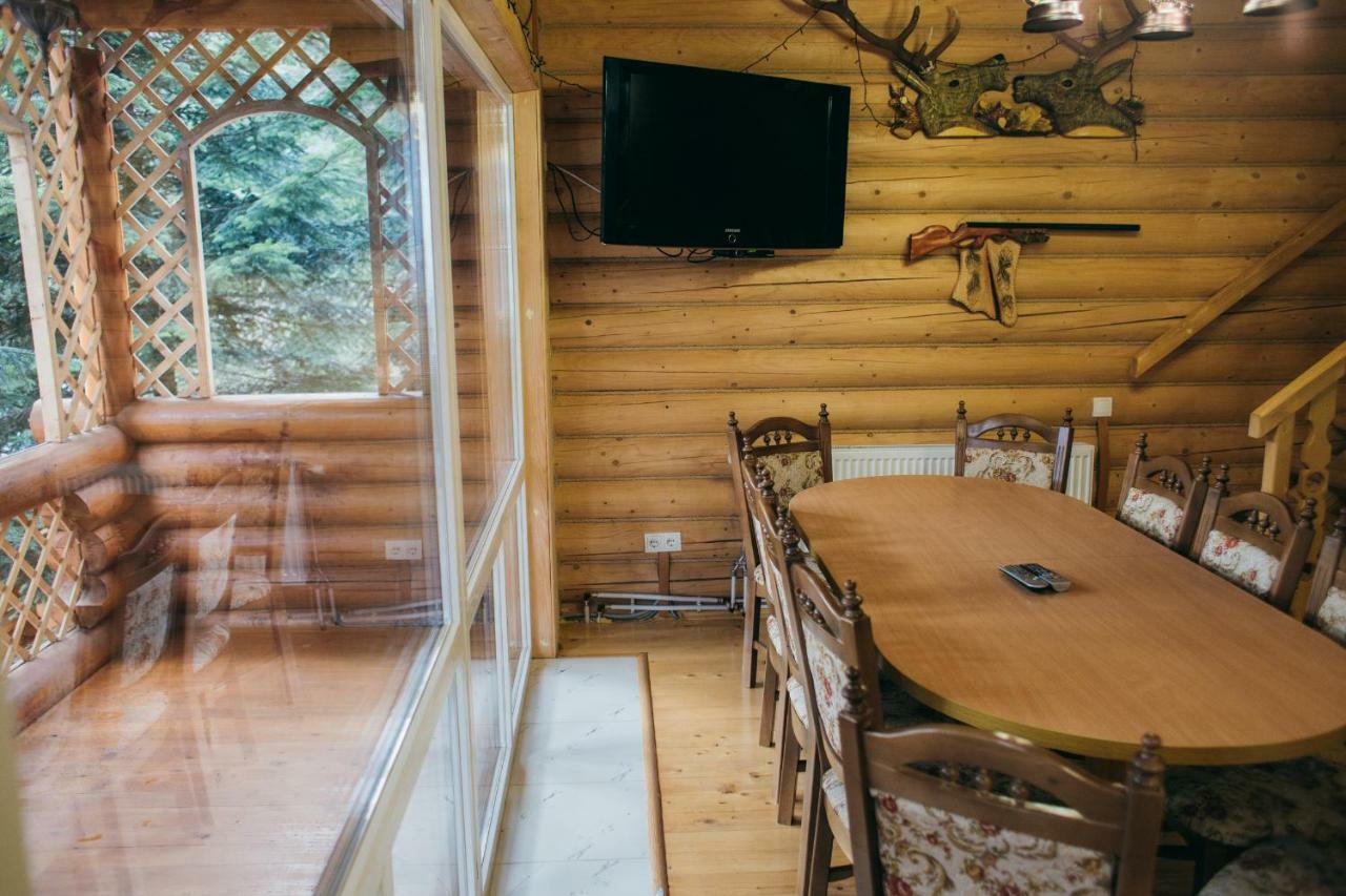 Forest House Migovo Exterior photo