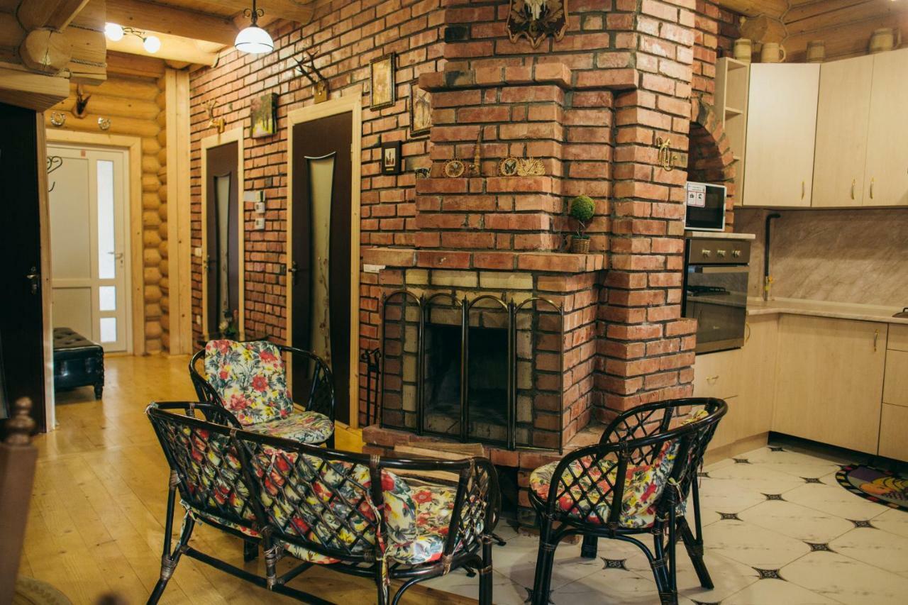 Forest House Migovo Exterior photo